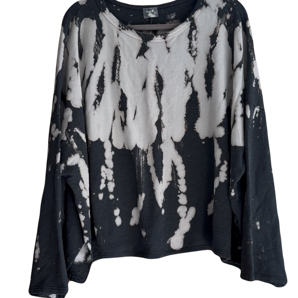 Blue Buttercup Terry Lightweight Gray and White Tie Dye Sweatshirt L